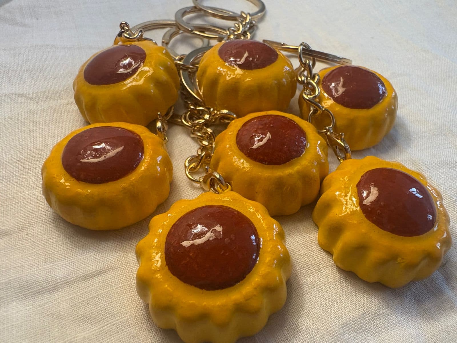 Handmade cake shaped resin keychains